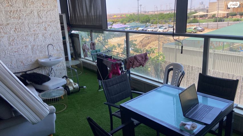 דירה, נתיבות