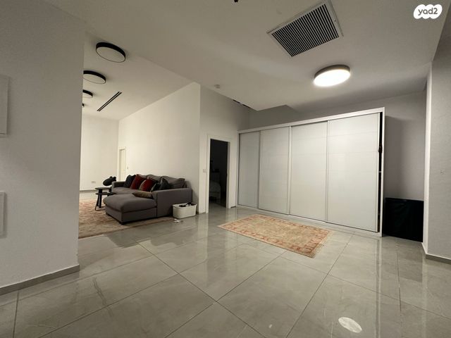 דירת גן, לסל, הצפון הישן - צפון, תל אביב יפו