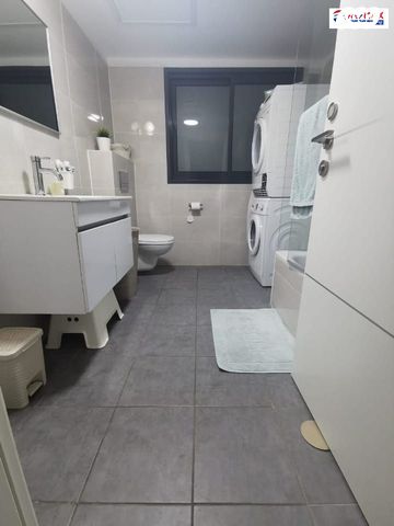 דירה, נחל ירקון 3, כרמי גת, קרית גת