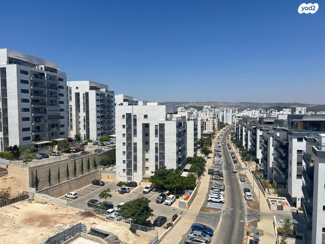 דירה, הפרחים, חריש