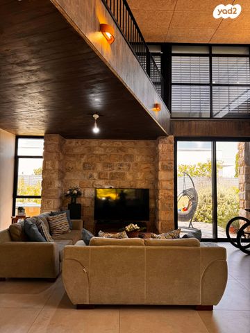 בית פרטי/ קוטג', נעמי שמר, רסקו, נהריה