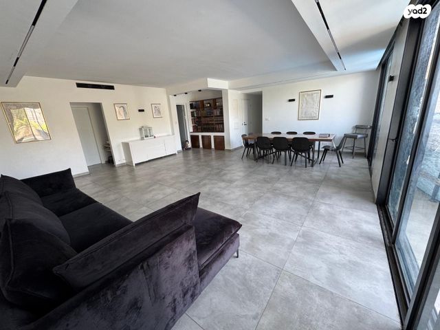 דירת גן, חבקוק הנביא 35, רמת אבי עזרי / רמת בית שמש ג-1, בית שמש