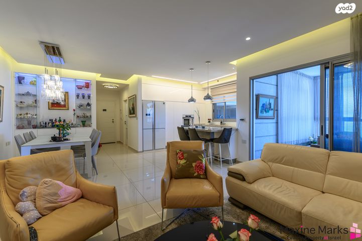 דירה, נתן יונתן, עיר ימים, נתניה