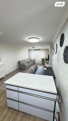 אבא אחימאיר 