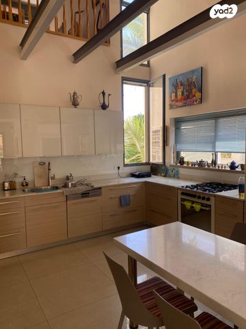 גג/ פנטהאוז, רמת חן, רמת גן