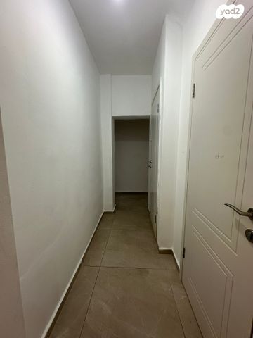 דירה, שרל לוץ, בת גלים, חיפה