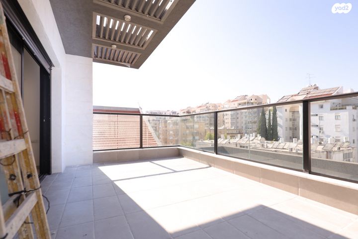 גג/ פנטהאוז, מרכז, כפר סבא