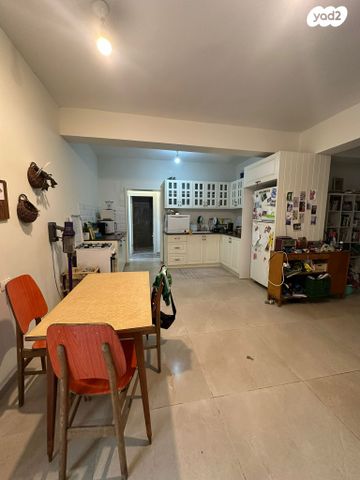 דירה, שרל לוץ, בת גלים, חיפה