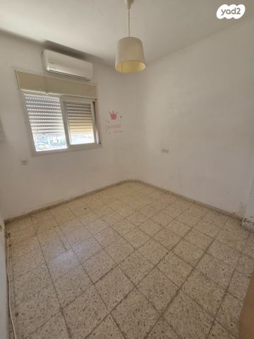 דירת גן, בעל שם טוב, מרכז העיר, קרית אתא