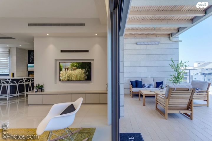 דופלקס, כפר סבא