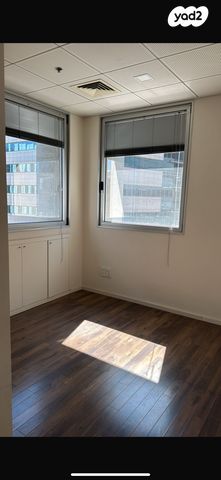 משרדים, הרצליה