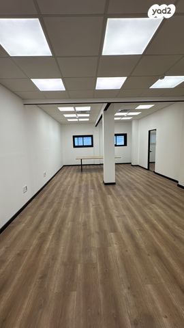 גלגלי הפלדה 