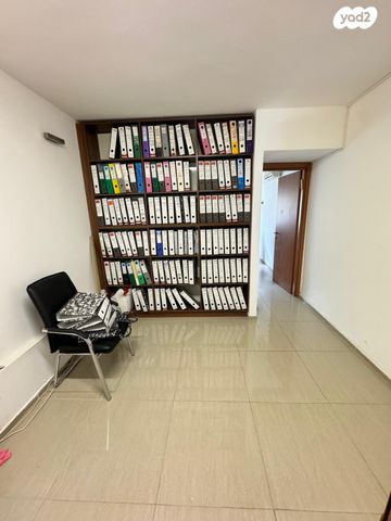 חנויות/ שטח מסחרי, העמקים 5, קרית ביאליק