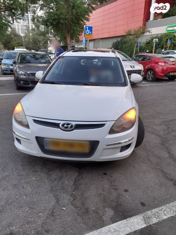 יונדאי i30