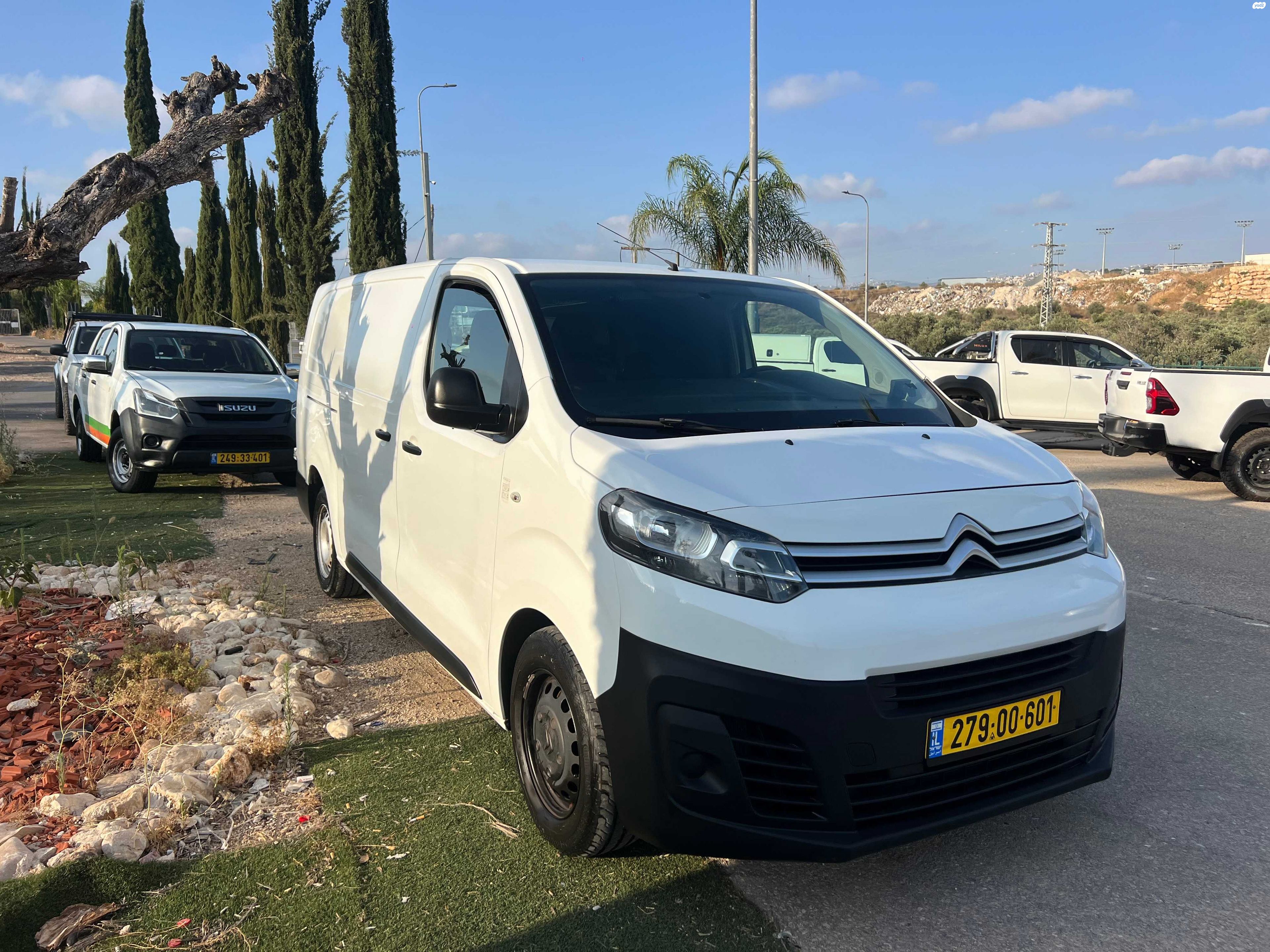 מודעת רכב סיטרואן ג'אמפי