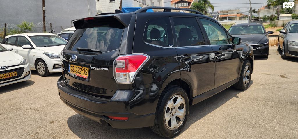 סובארו פורסטר