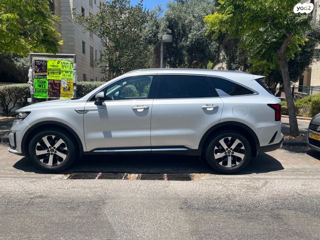 מודעת רכב קיה סורנטו