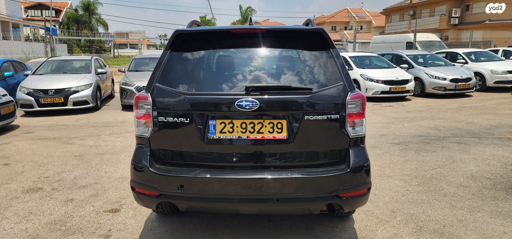 סובארו פורסטר