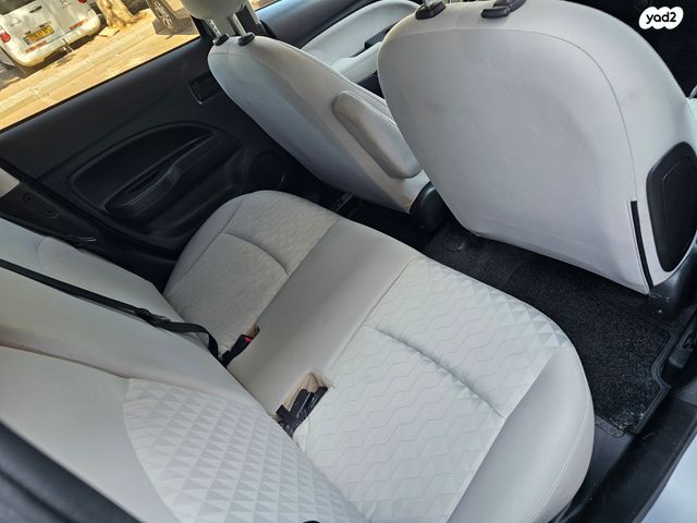 מיצובישי ספייס סטאר