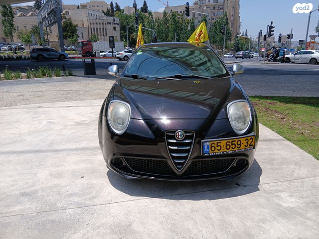 אלפא רומיאו מיטו