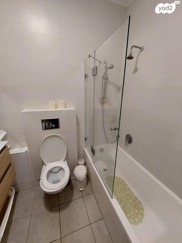 דירה, ענבר 73, נעלה, נעלה