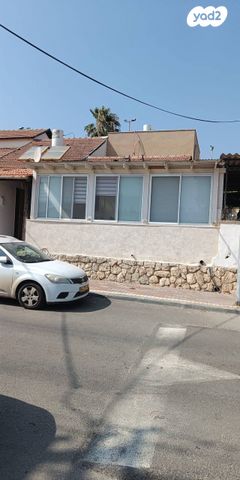 משה שרת 18
