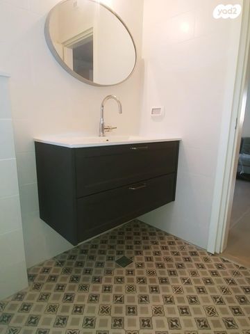 דירה, ירושלים 11, מורשת, מורשת