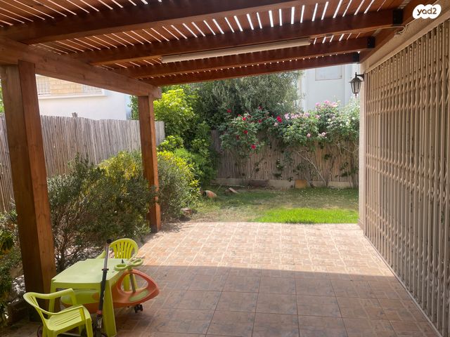 דו משפחתי, חרובים, סביוני ים, קרית ים