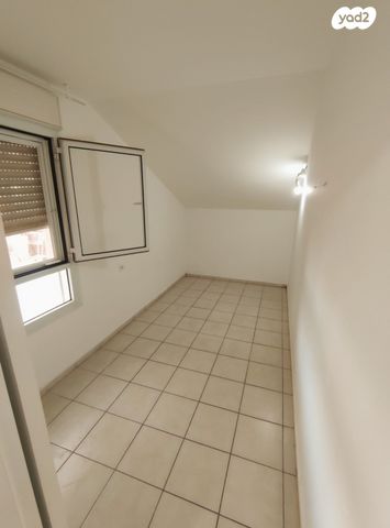 דירה, נחשול 9, קרית מנחם בגין, רמלה