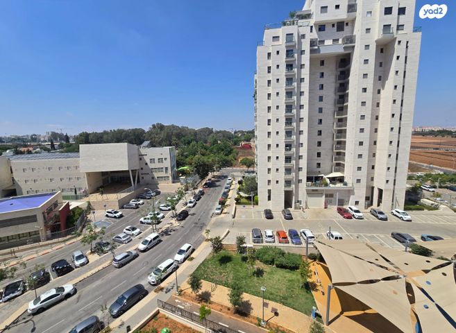 דירה, עזר וייצמן, מתחם 1200, הוד השרון