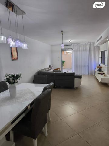 בית פרטי/ קוטג', כלנית, נווה נוי, באר שבע