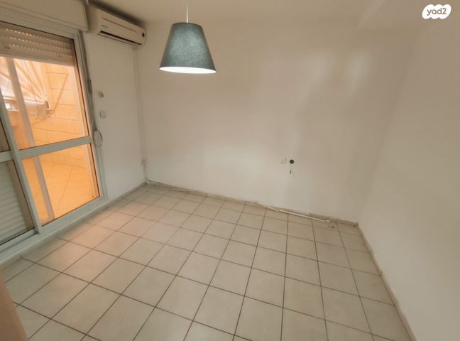 דירה, נחשול 9, קרית מנחם בגין, רמלה