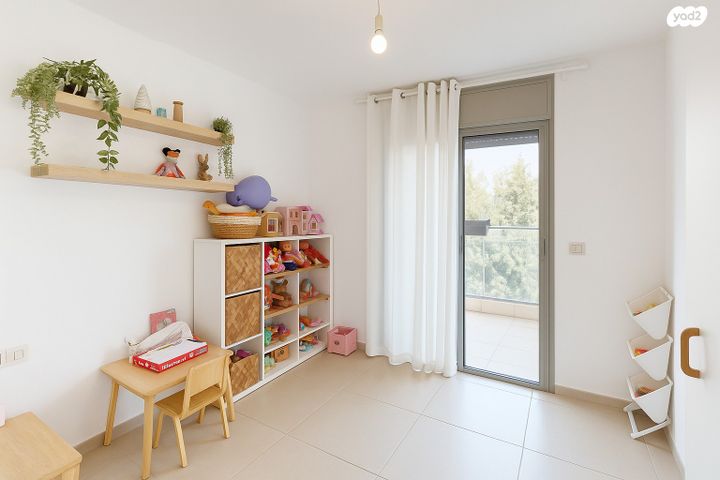 דירה, רעננה