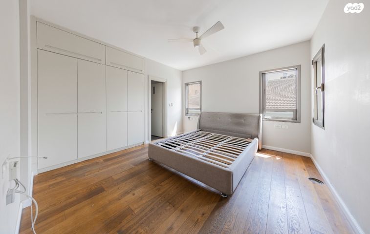 בית פרטי/ קוטג', מתחם 19 - 20 (מתחם הפרחים), הוד השרון