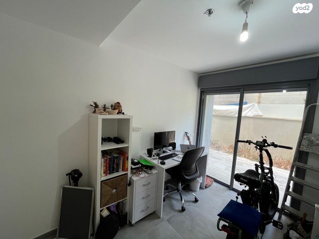 דירת גן, קמינסקה 24, קרית שלום, תל אביב יפו