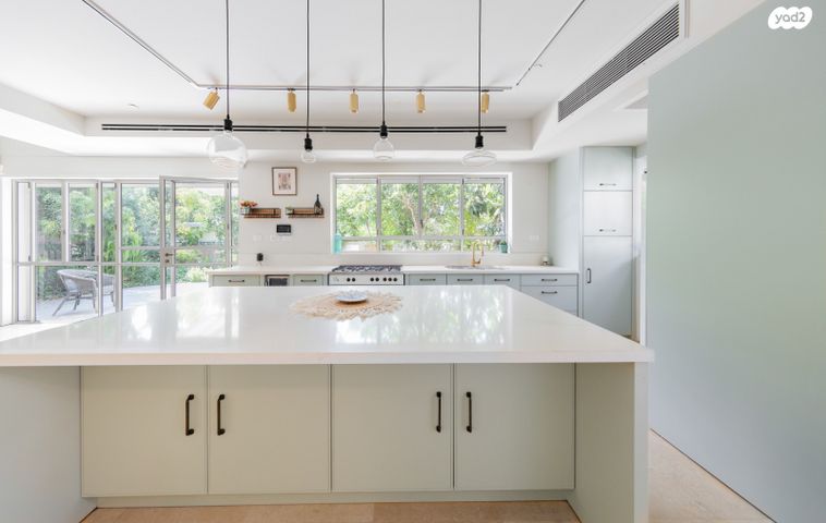 בית פרטי/ קוטג', מתחם 19 - 20 (מתחם הפרחים), הוד השרון