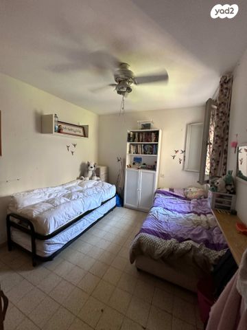 דירה, אצ"ל, הגבעה הצרפתית, גבעת שפירא, ירושלים