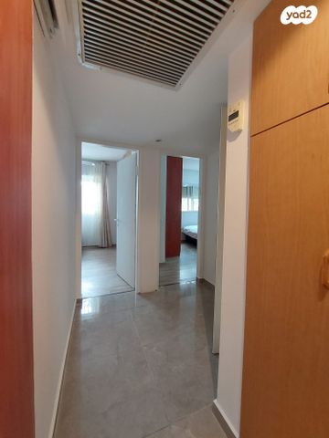 דירה, הבשור, גני אביב, לוד