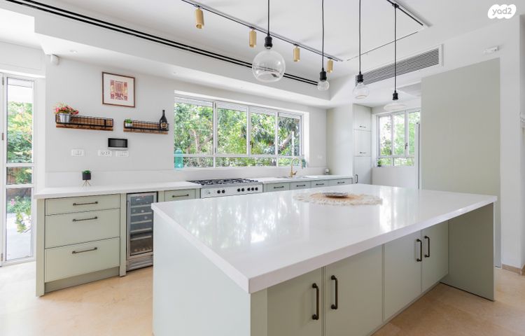 בית פרטי/ קוטג', מתחם 19 - 20 (מתחם הפרחים), הוד השרון