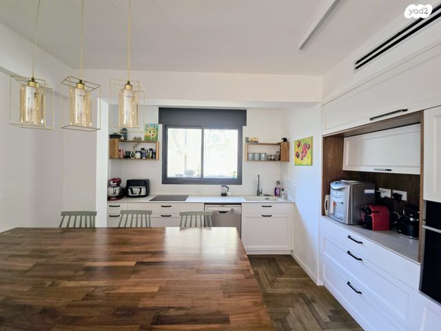 דירה, אליעזר יפה 9, נווה דוד רמז, רעננה