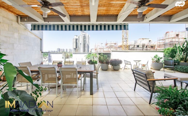 גג/ פנטהאוז, יוסף שפרינצק, אחדות, פתח תקווה