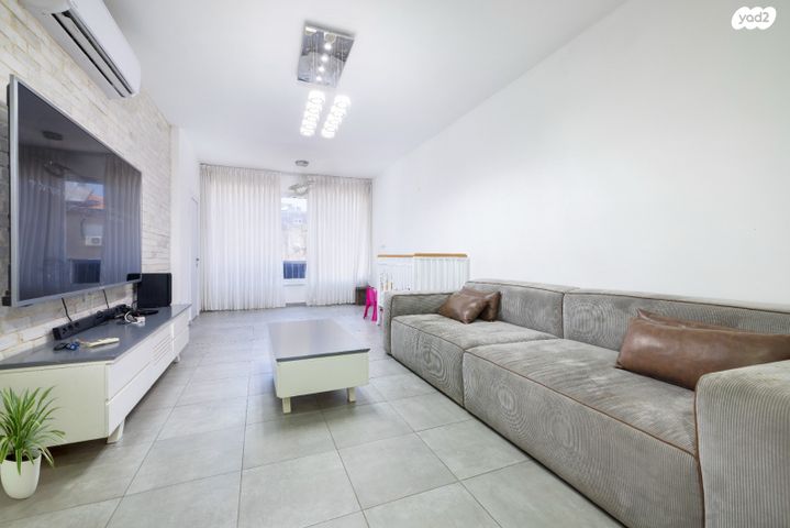 דירה, פרישמן, אברמוביץ', ראשון לציון