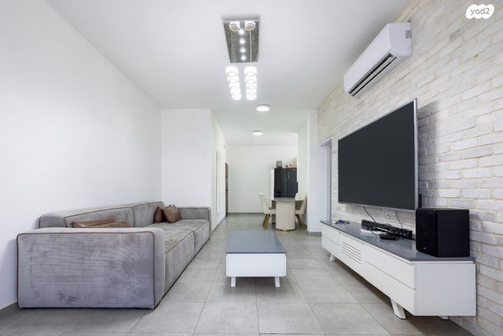 דירה, פרישמן, אברמוביץ', ראשון לציון