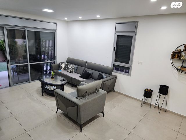 בית פרטי/ קוטג', עפרוני, פלח שבע, באר שבע