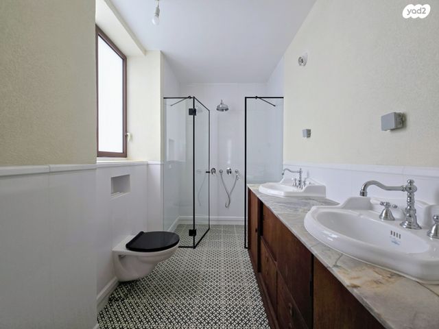 בית פרטי/ קוטג', לזר, רום 2000, רעננה