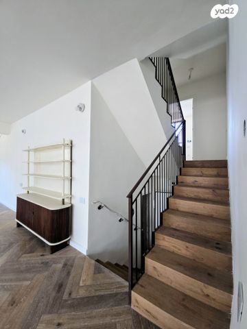 בית פרטי/ קוטג', לזר, רום 2000, רעננה