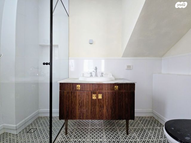 בית פרטי/ קוטג', לזר, רום 2000, רעננה