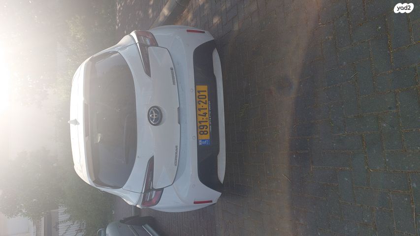 מודעת רכב טויוטה קורולה