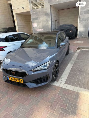 מודעת רכב קופרה לאון