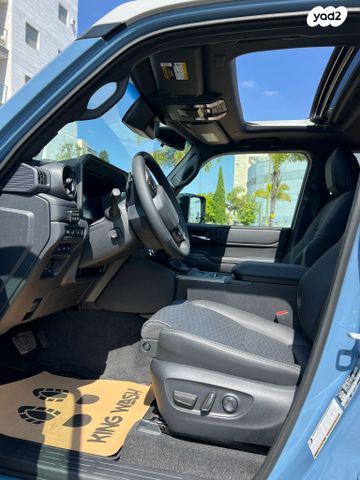 טויוטה לנד קרוזר